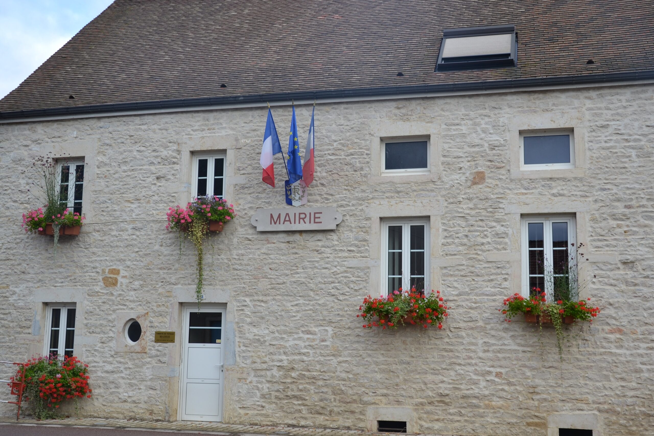 Photo de la mairie de Vignoles